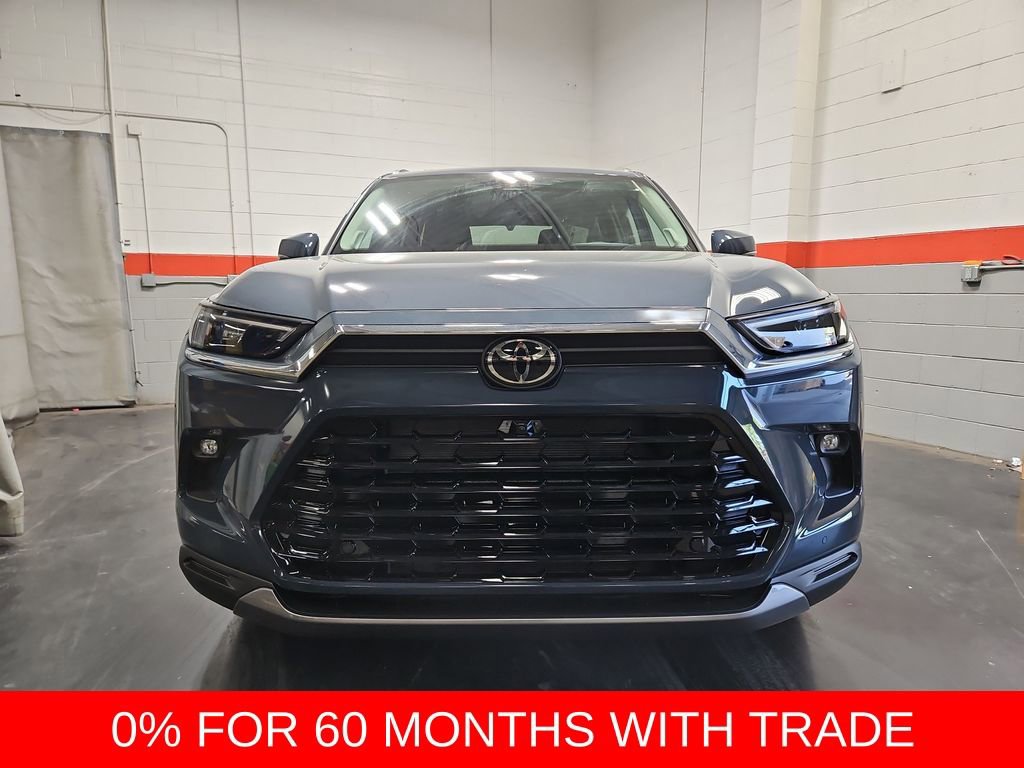 New 2026 Toyota Grand Highlander Platinum image 2