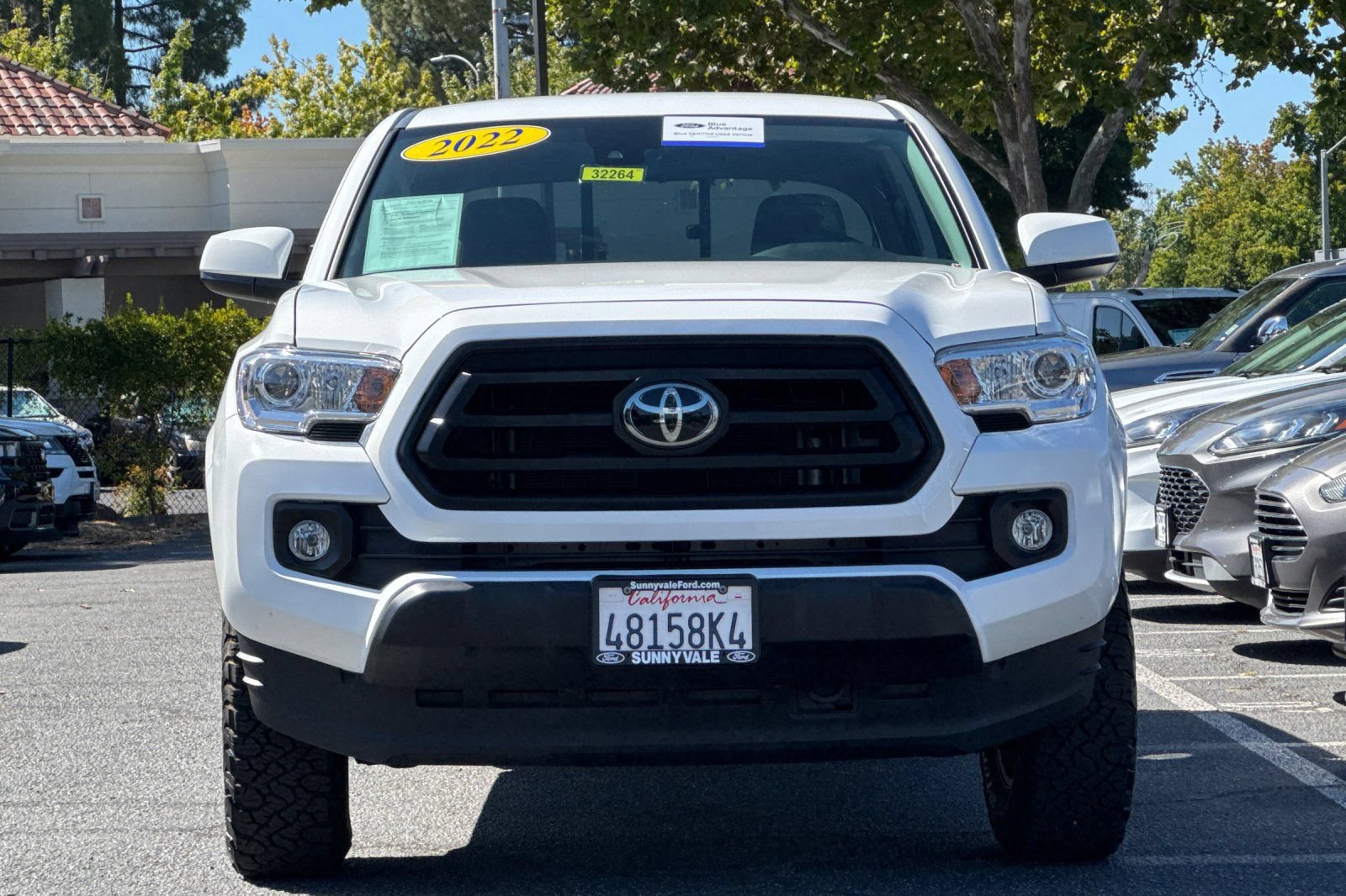 Used 2022 Toyota Tacoma SR AWD/4WD image 9