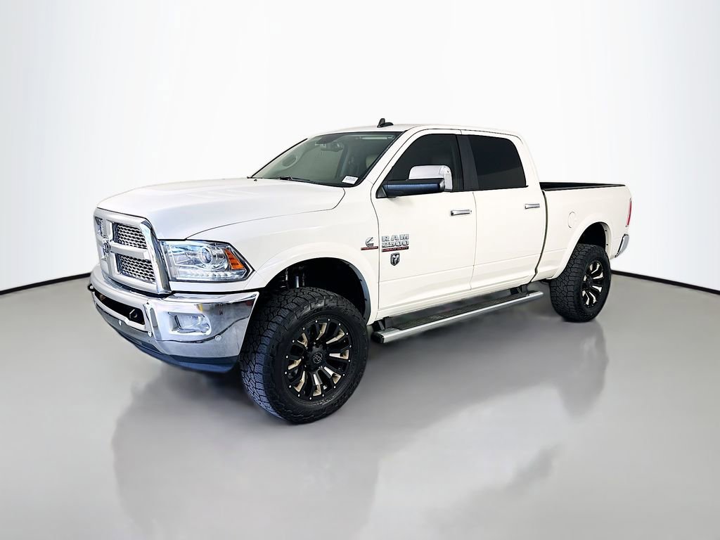 Used 2017 RAM 2500 Laramie w/ Convenience Group AWD/4WD image 3