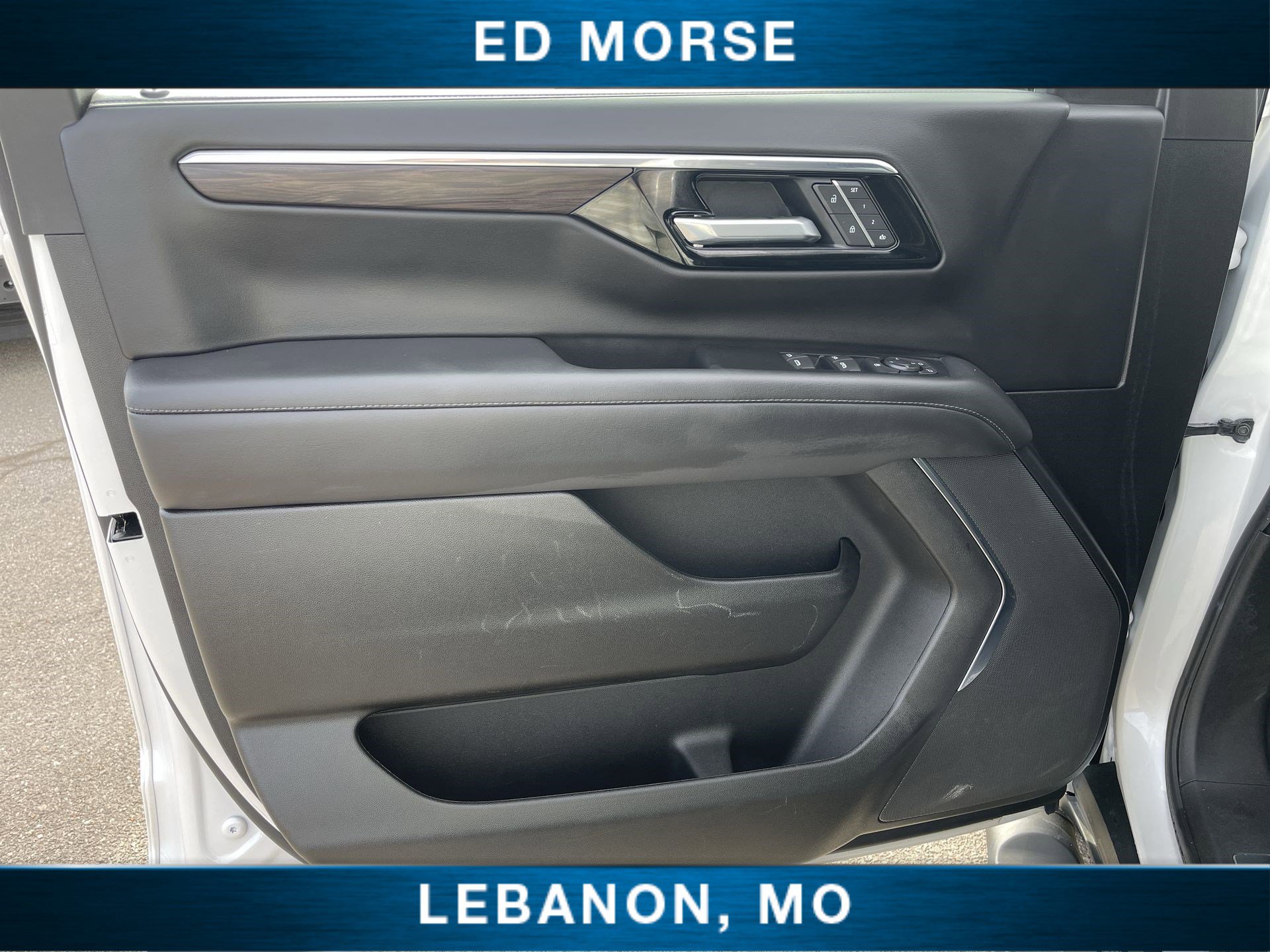 Certified 2025 Chevrolet Suburban Z71 image 21