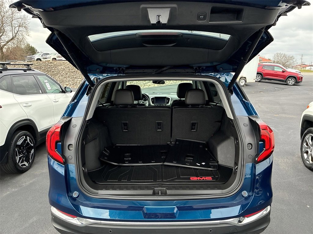 Used 2021 GMC Terrain SLT image 20