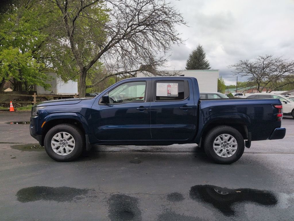 Used 2022 Nissan Frontier SV w/ Technology Package AWD/4WD image 8