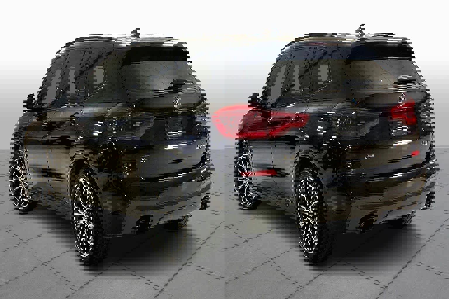 Used 2018 BMW X3 M40i w/ Premium Package image 11