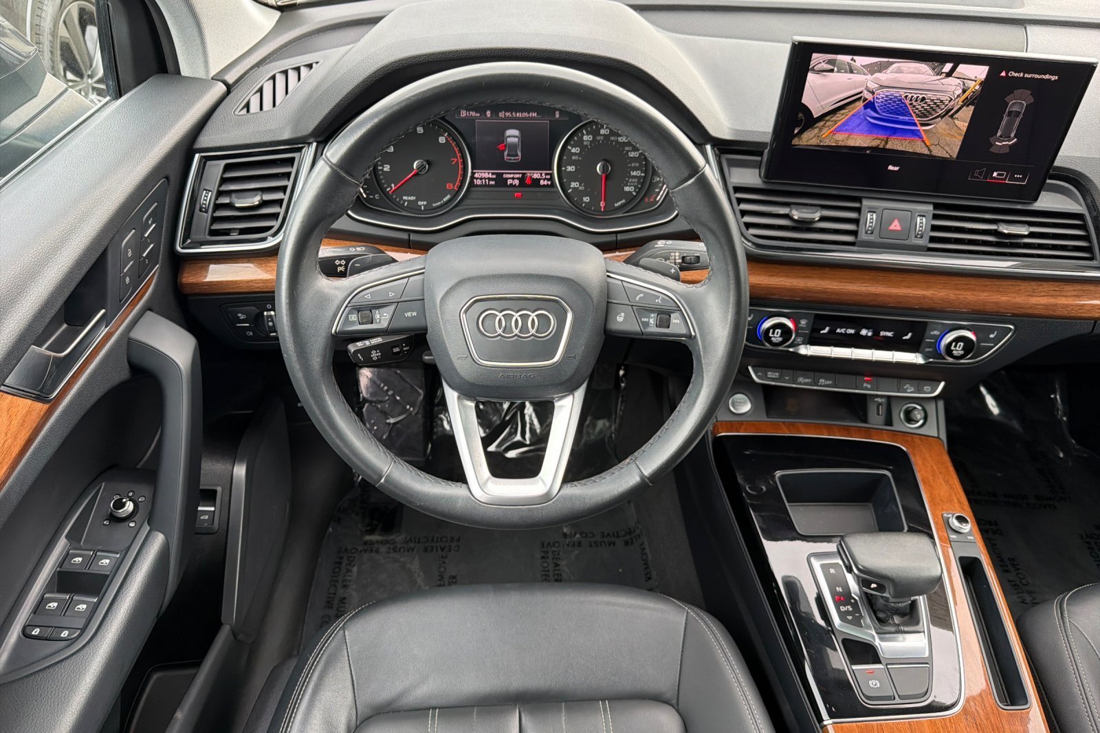 Used 2023 Audi Q5 2.0T Premium w/ Convenience Package AWD/4WD image 13