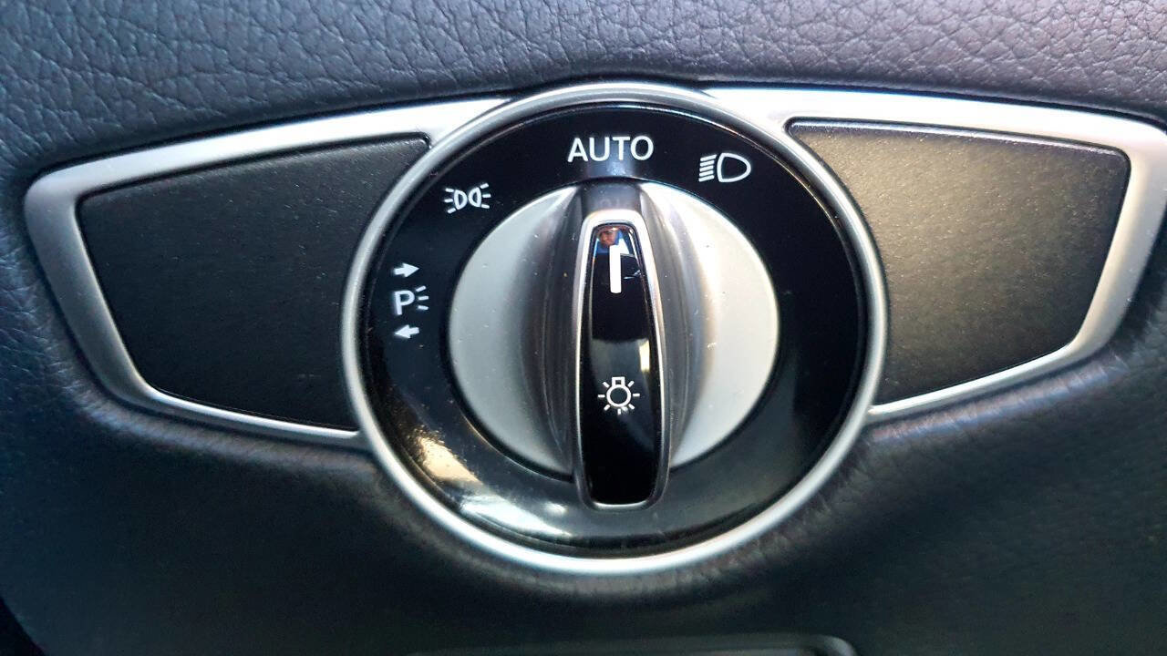 Used 2017 Mercedes-Benz S 550 4MATIC Sedan image 34