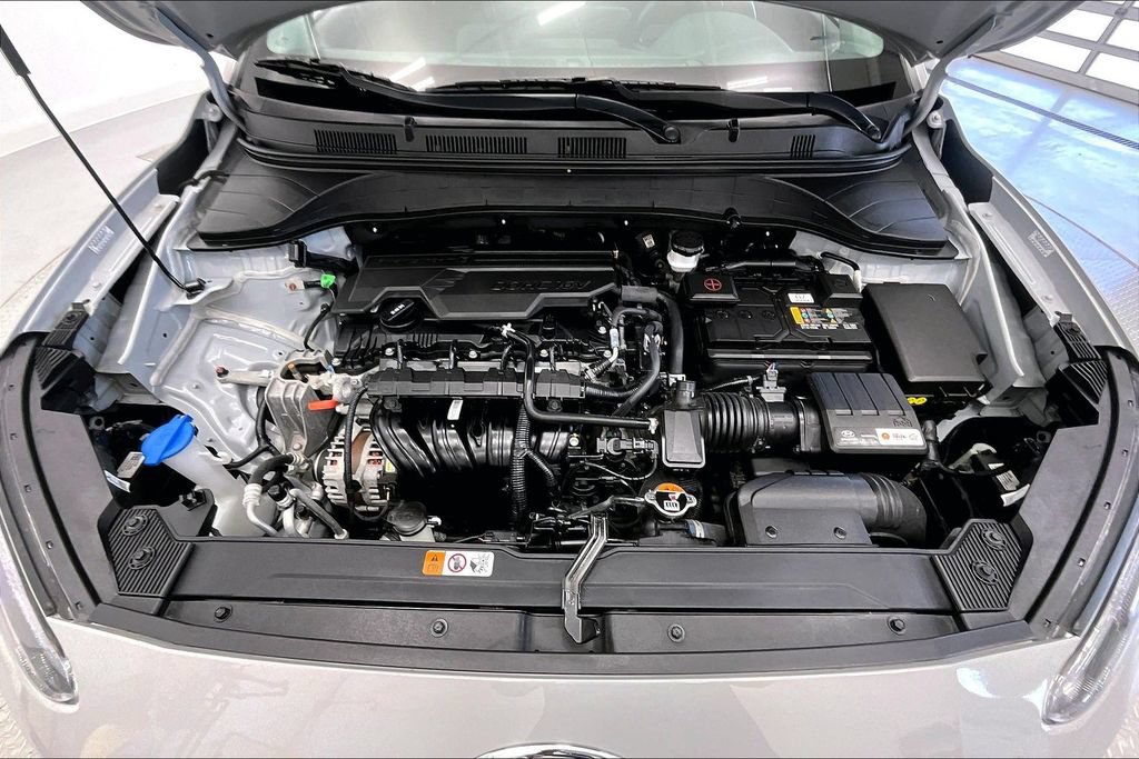 Certified 2023 Hyundai Kona SE w/ Cargo Package AWD/4WD image 9