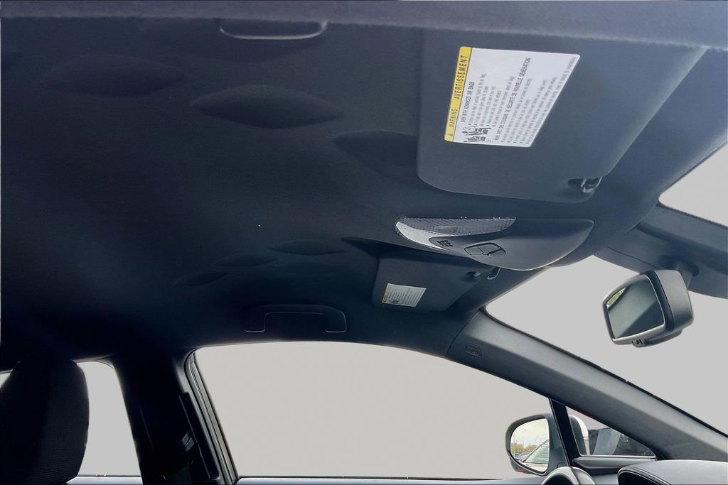 Used 2018 Toyota C-HR XLE FWD image 25