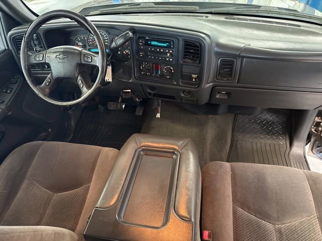 Used 2007 Chevrolet Silverado 2500 LT w/ Heavy-Duty Power Package AWD/4WD image 15