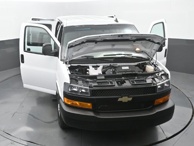 Used 2022 Chevrolet Express 2500 LS w/ Driver Convenience Package RWD image 31