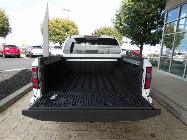 New 2026 Nissan Frontier PRO-4X w/ Pro-4x Convenience Package image 9