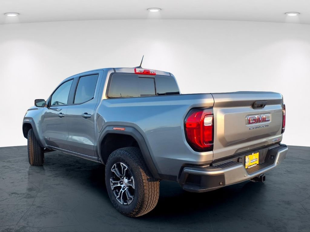 Used 2025 GMC Canyon AT4 image 11