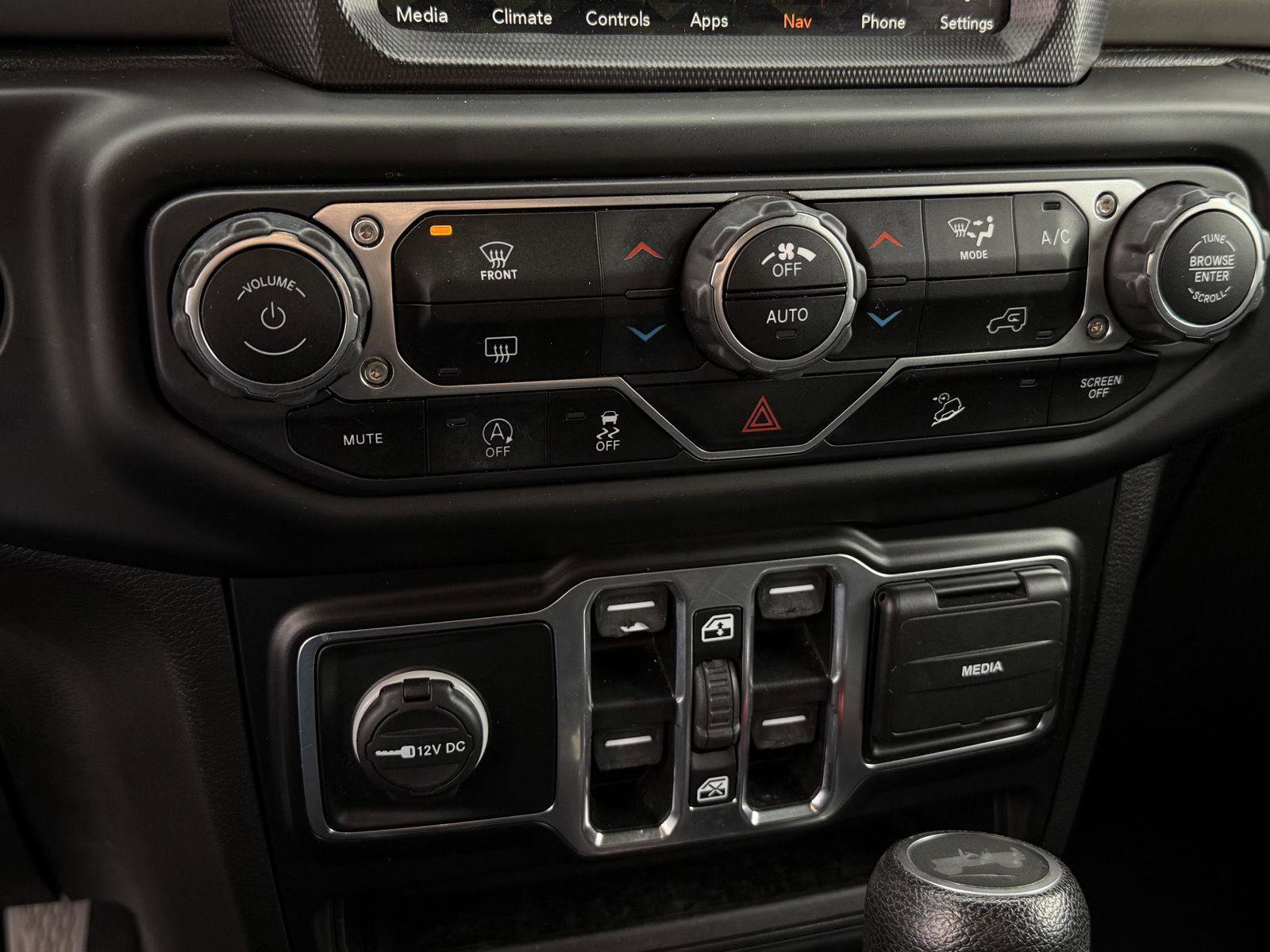 Used 2020 Jeep Wrangler Unlimited Sport image 17