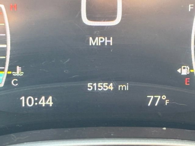 Used 2021 Chrysler Pacifica Touring-L FWD image 10