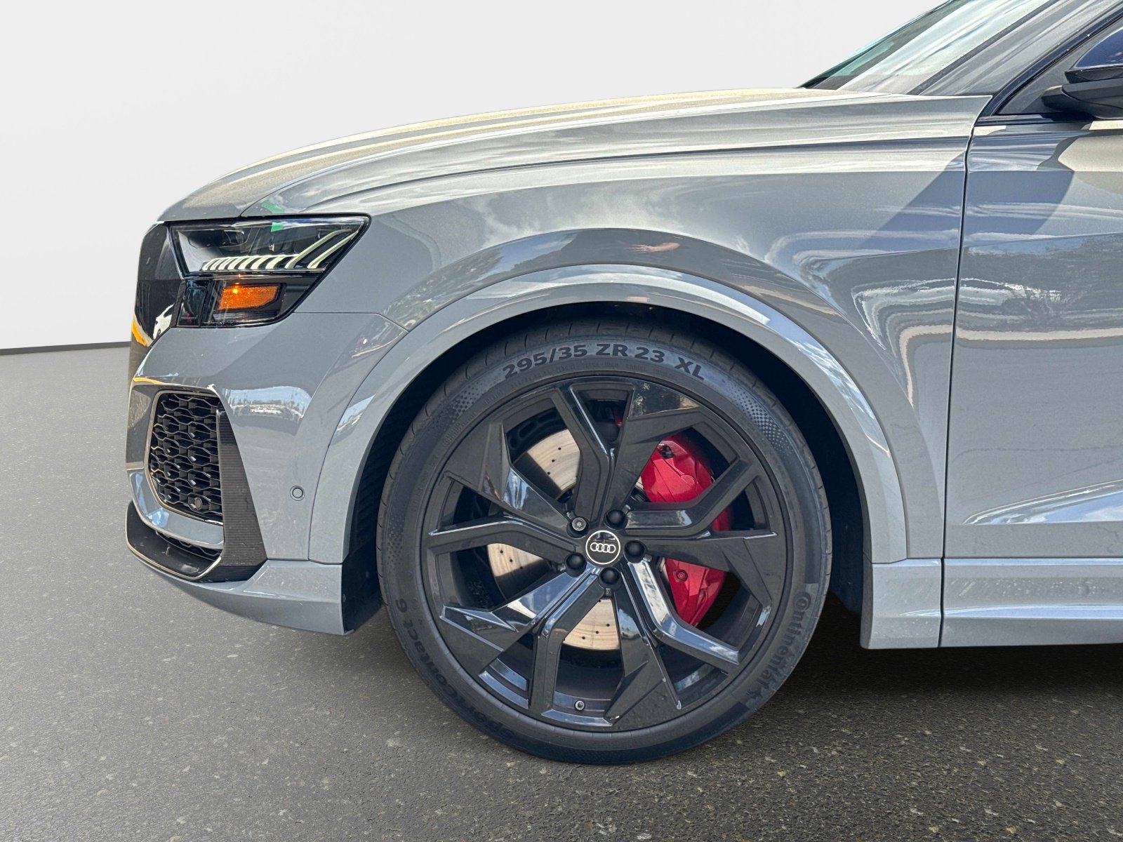 Used 2024 Audi RS Q8 image 21