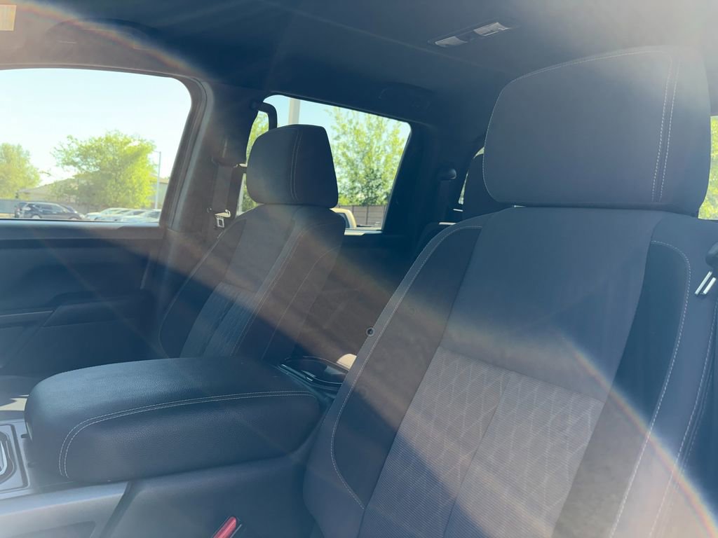 Used 2024 Nissan Titan SV w/ SV Convenience Package AWD/4WD image 10