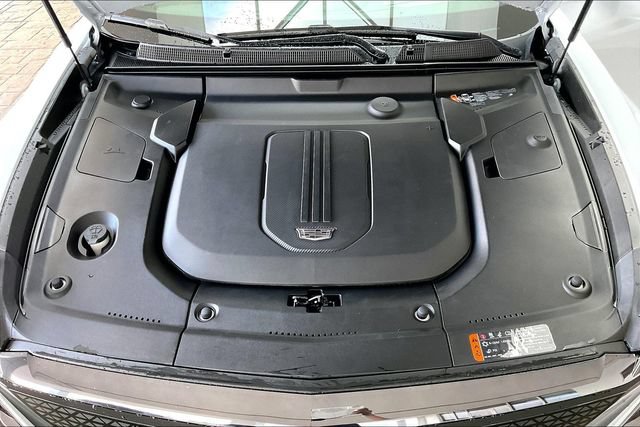 New 2027 Cadillac Lyriq V Premium AWD/4WD image 12