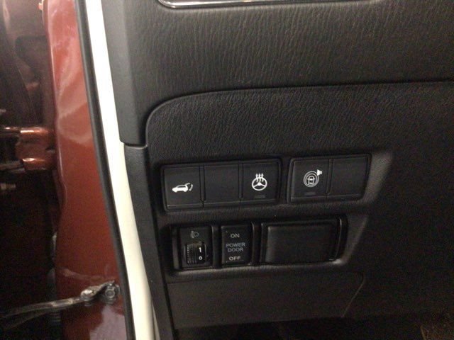 Used 2018 Nissan Armada Platinum w/ Captain Seat Package AWD/4WD image 19