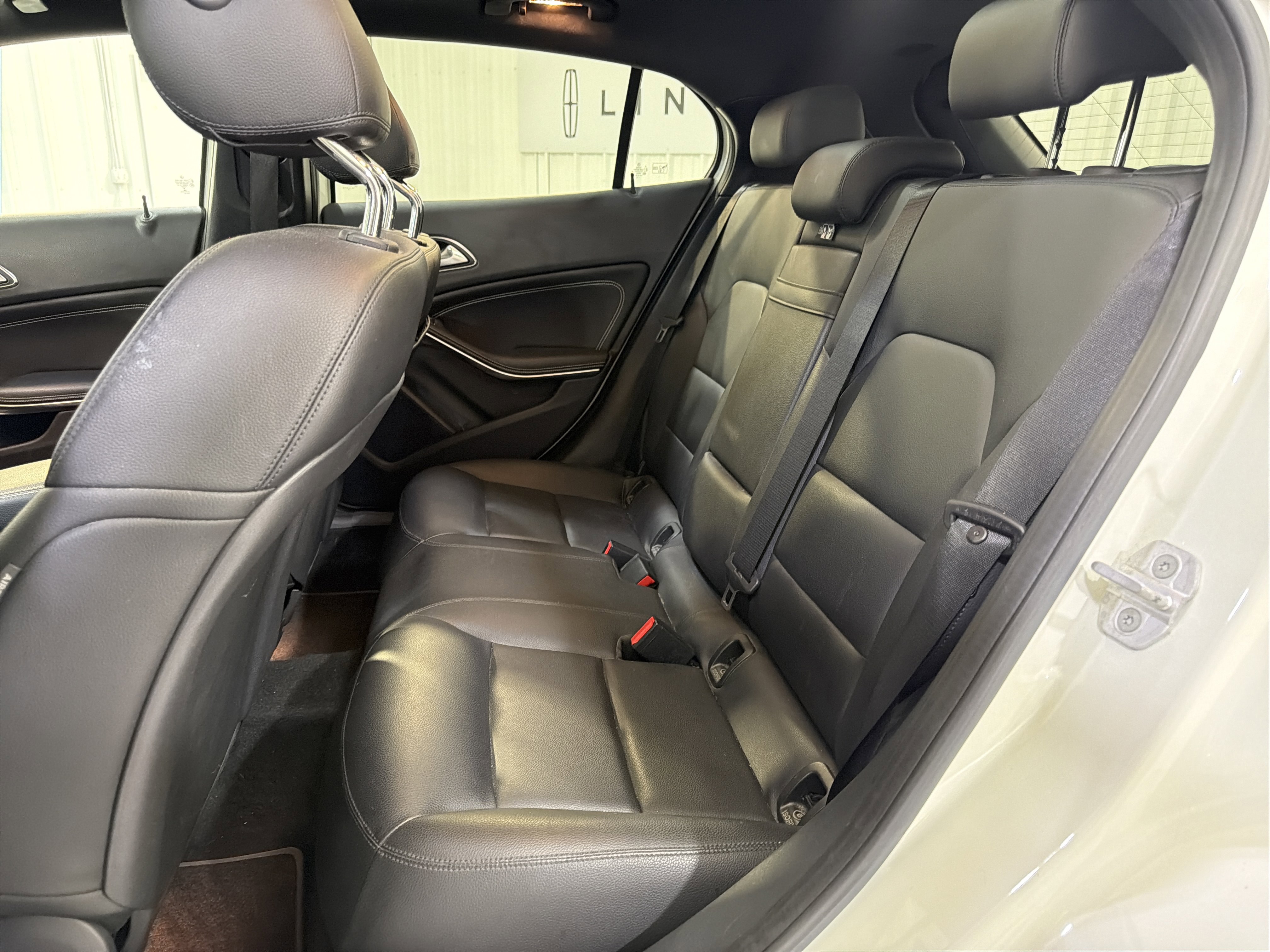 Used 2015 Mercedes-Benz GLA 250 4MATIC image 10