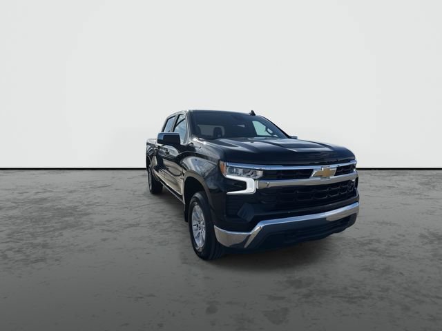 Used 2025 Chevrolet Silverado 1500 LT image 2