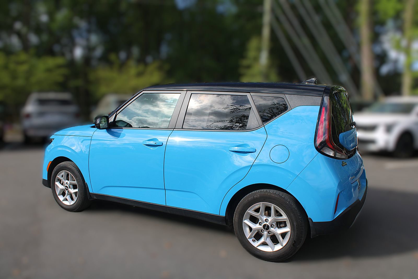 Certified 2023 Kia Soul S image 6