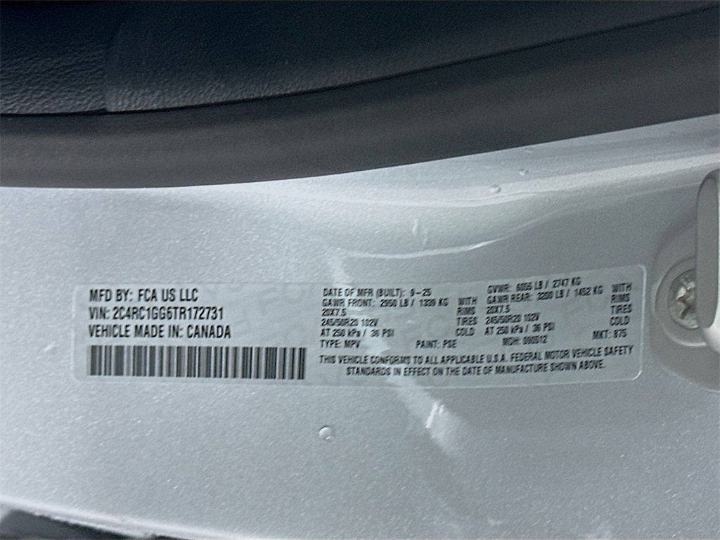 New 2026 Chrysler Pacifica Limited image 19