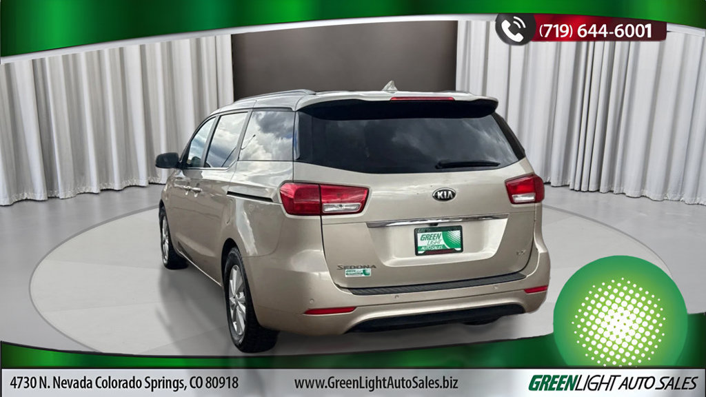 Used 2016 Kia Sedona LX w/ LX Convenience Package FWD image 3