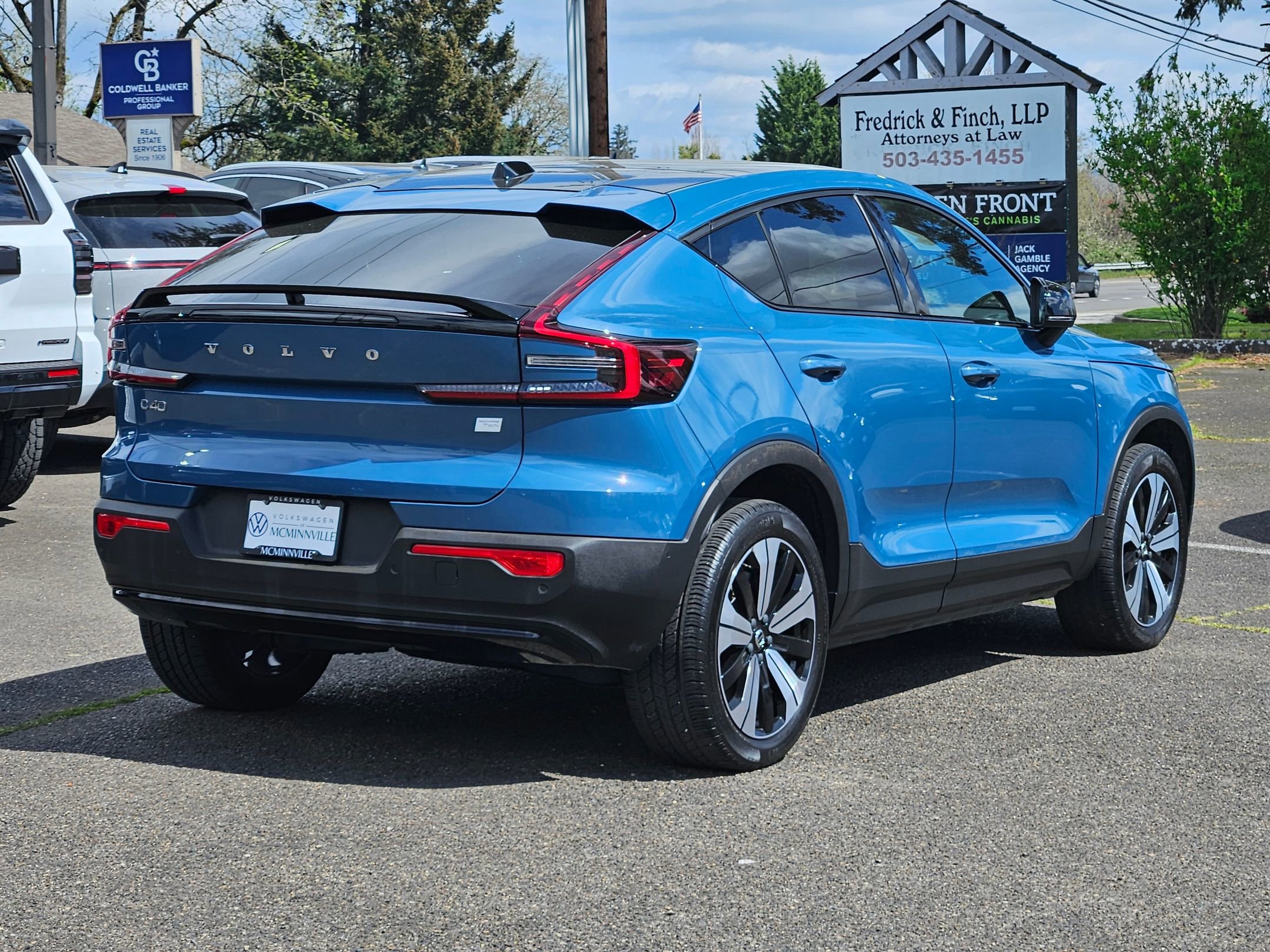 Used 2023 Volvo C40 P8 Recharge Plus image 5