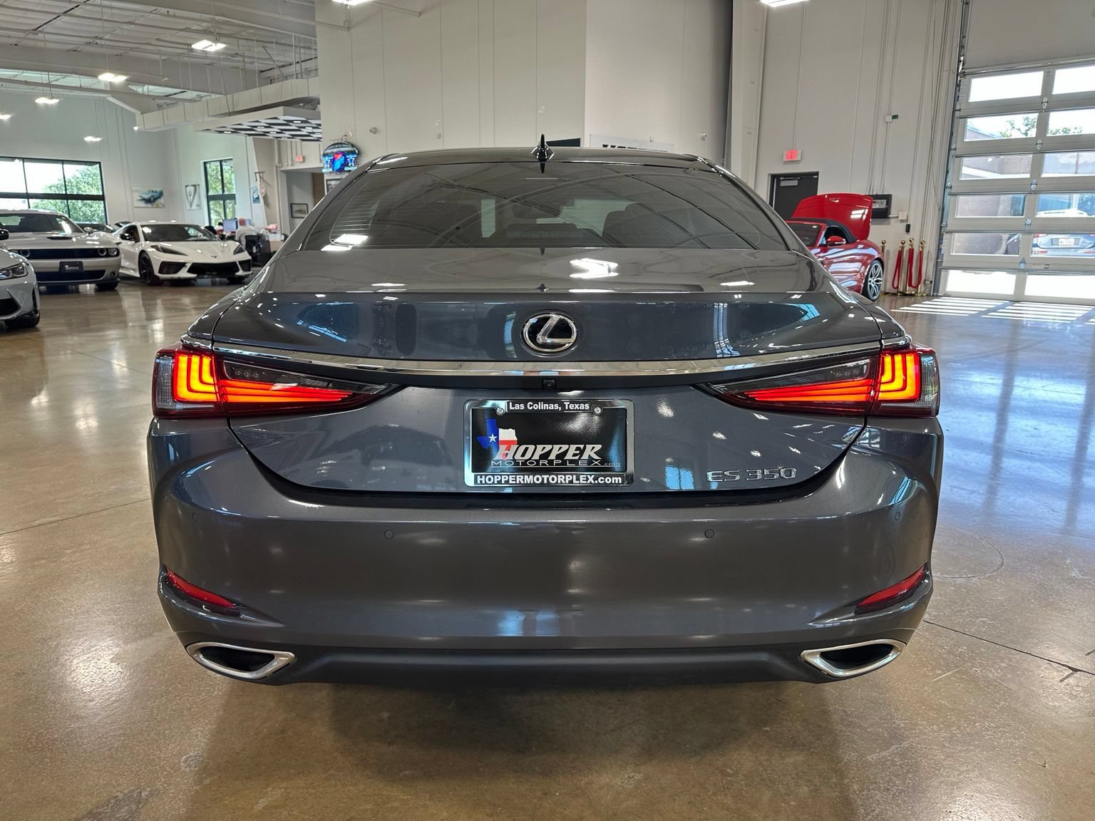 Used 2025 Lexus ES 350 w/ Premium Package FWD image 7