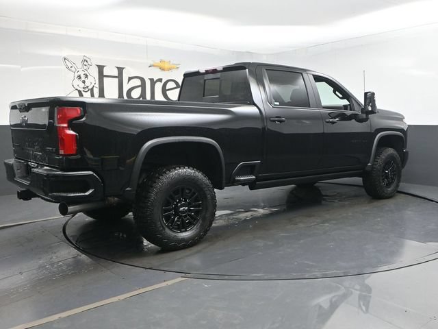 New 2026 Chevrolet Silverado 2500 ZR2 w/ LPO, Dark Essentials Package AWD/4WD image 28