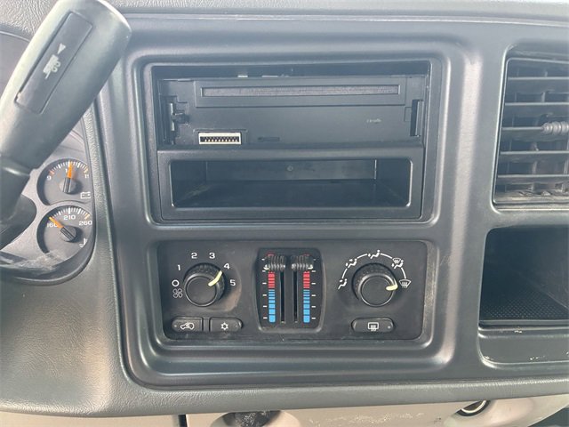 Used 2005 Chevrolet Avalanche Z71 w/ Preferred Equipment Group image 24