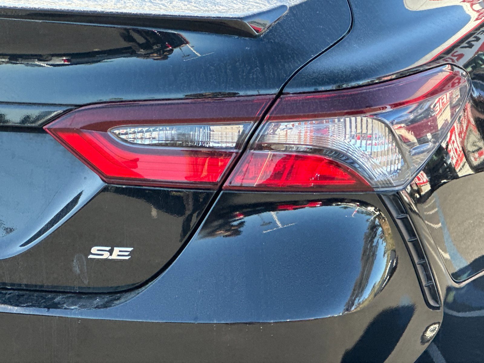 Used 2024 Toyota Camry SE image 23