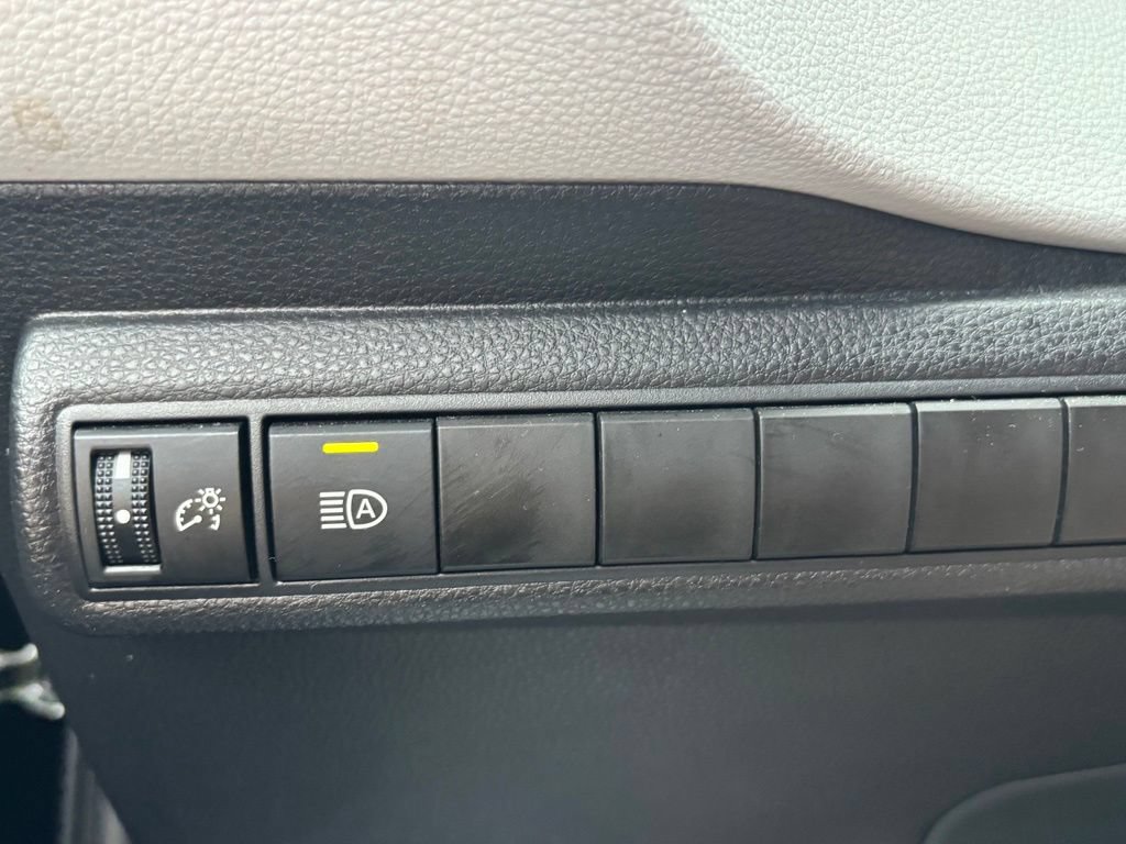 Used 2026 Toyota Corolla SE FWD image 26