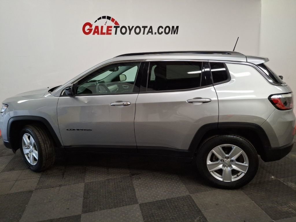 Used 2022 Jeep Compass Latitude image 7
