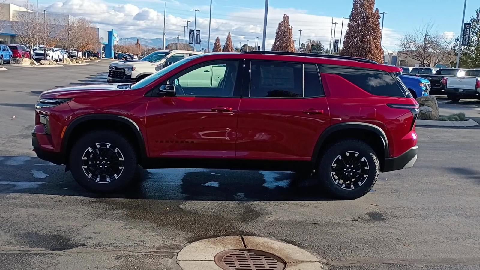 New 2026 Chevrolet Traverse Z71 w/ Enhanced Driving Package image 5