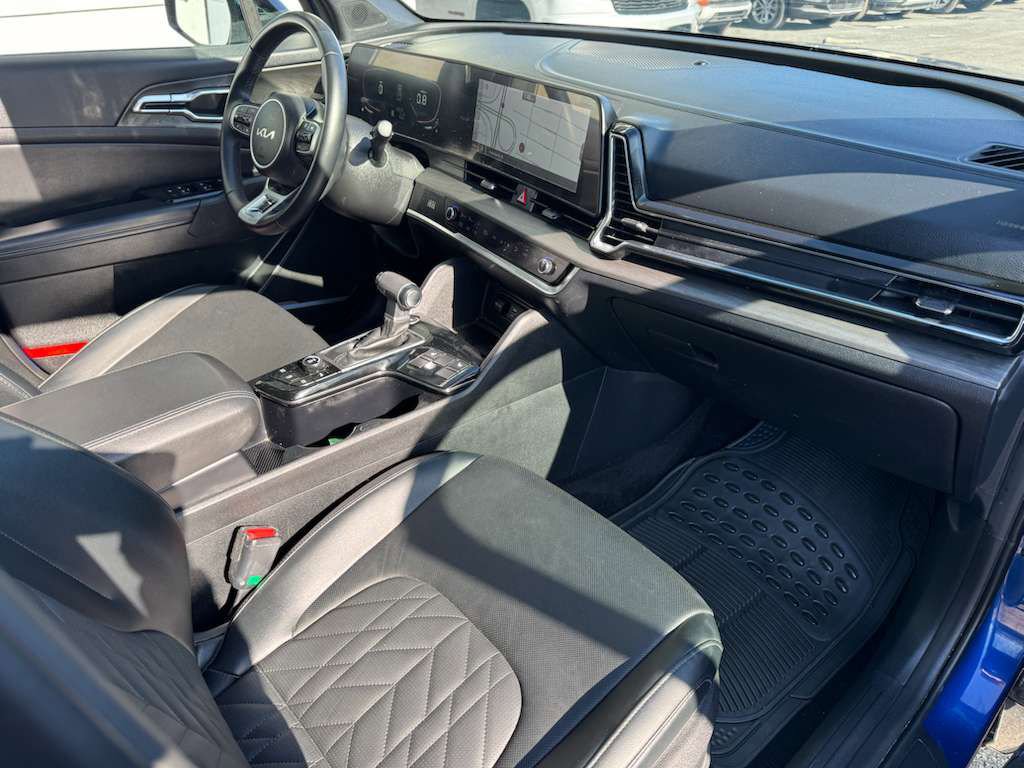 Used 2024 Kia Sportage X-Line w/ X-Line Premium Package image 19