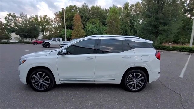 Used 2020 GMC Terrain Denali w/ Denali Premium Package image 5