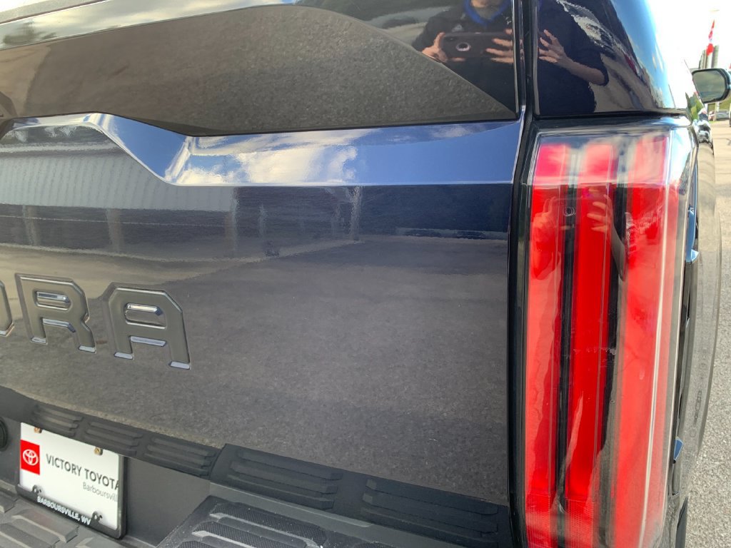 Used 2023 Toyota Tundra Platinum AWD/4WD image 33