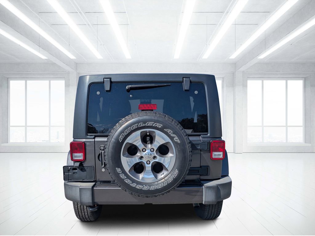 Used 2017 Jeep Wrangler Unlimited Sahara w/ Connectivity Group image 4