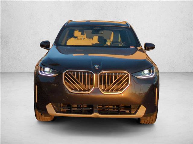 Certified 2025 BMW X3 xDrive30i w/ Premium Package AWD/4WD image 2