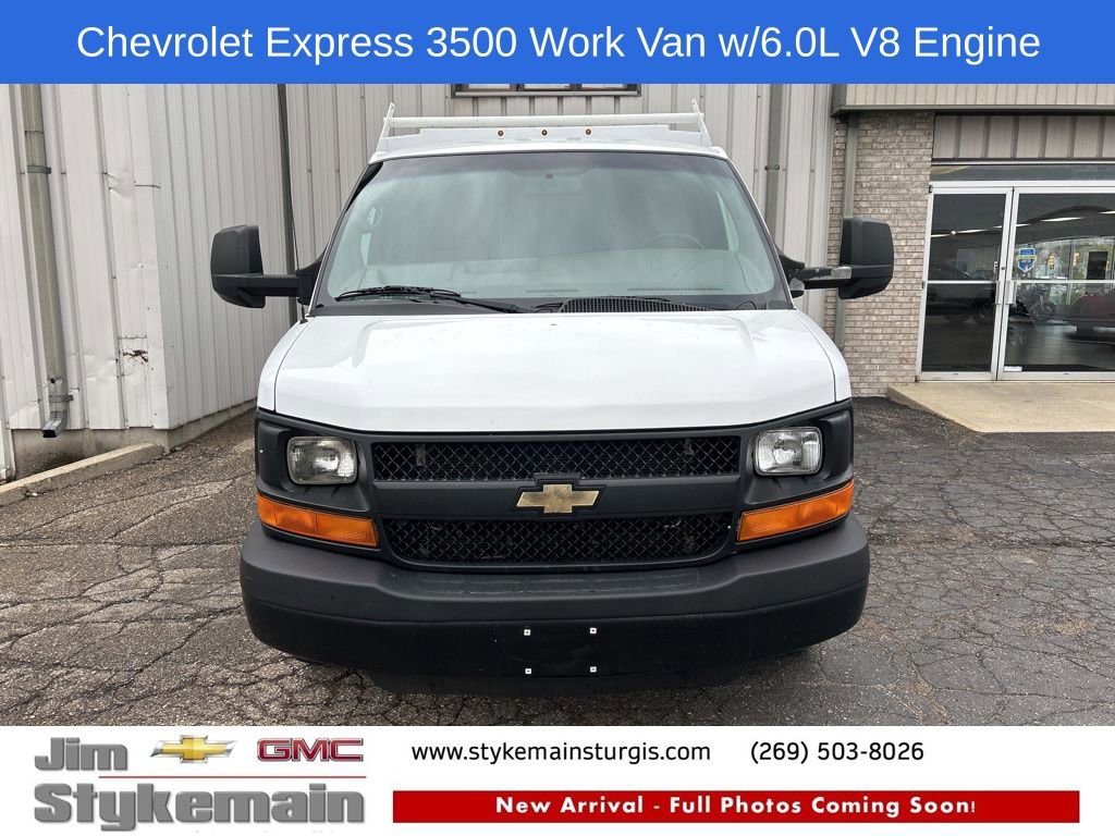 Used 2015 Chevrolet Express 3500 RWD image 3