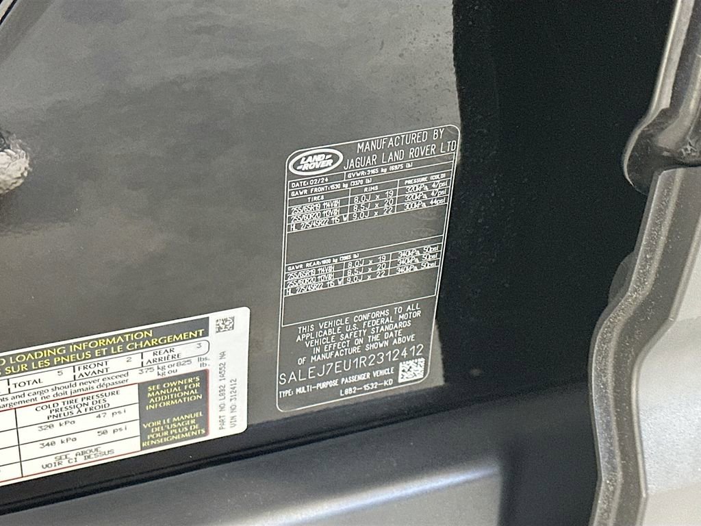 Used 2024 Land Rover Defender 110 S AWD/4WD image 35