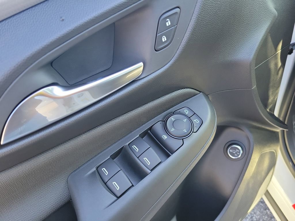 New 2025 Buick Envista Sport Touring FWD image 19