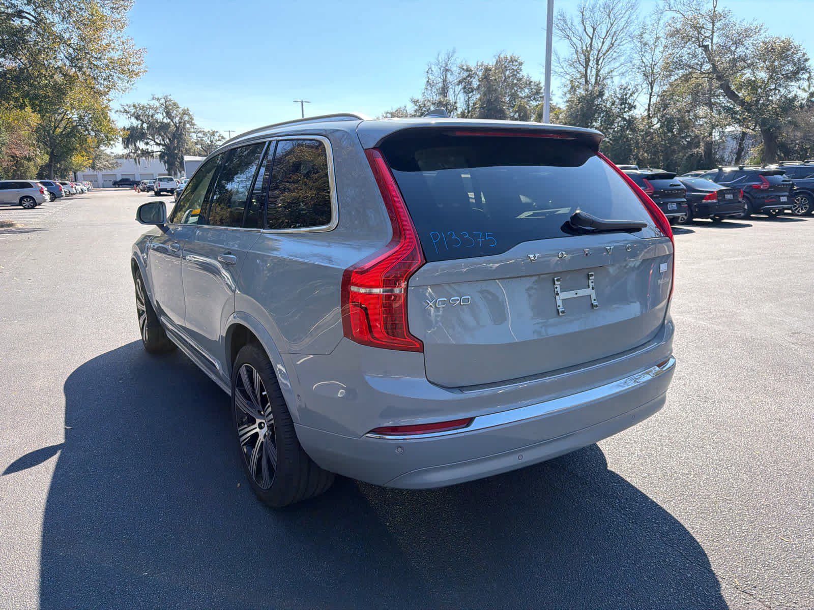 Certified 2024 Volvo XC90 T8 Plus w/ Protection Package Premier image 45