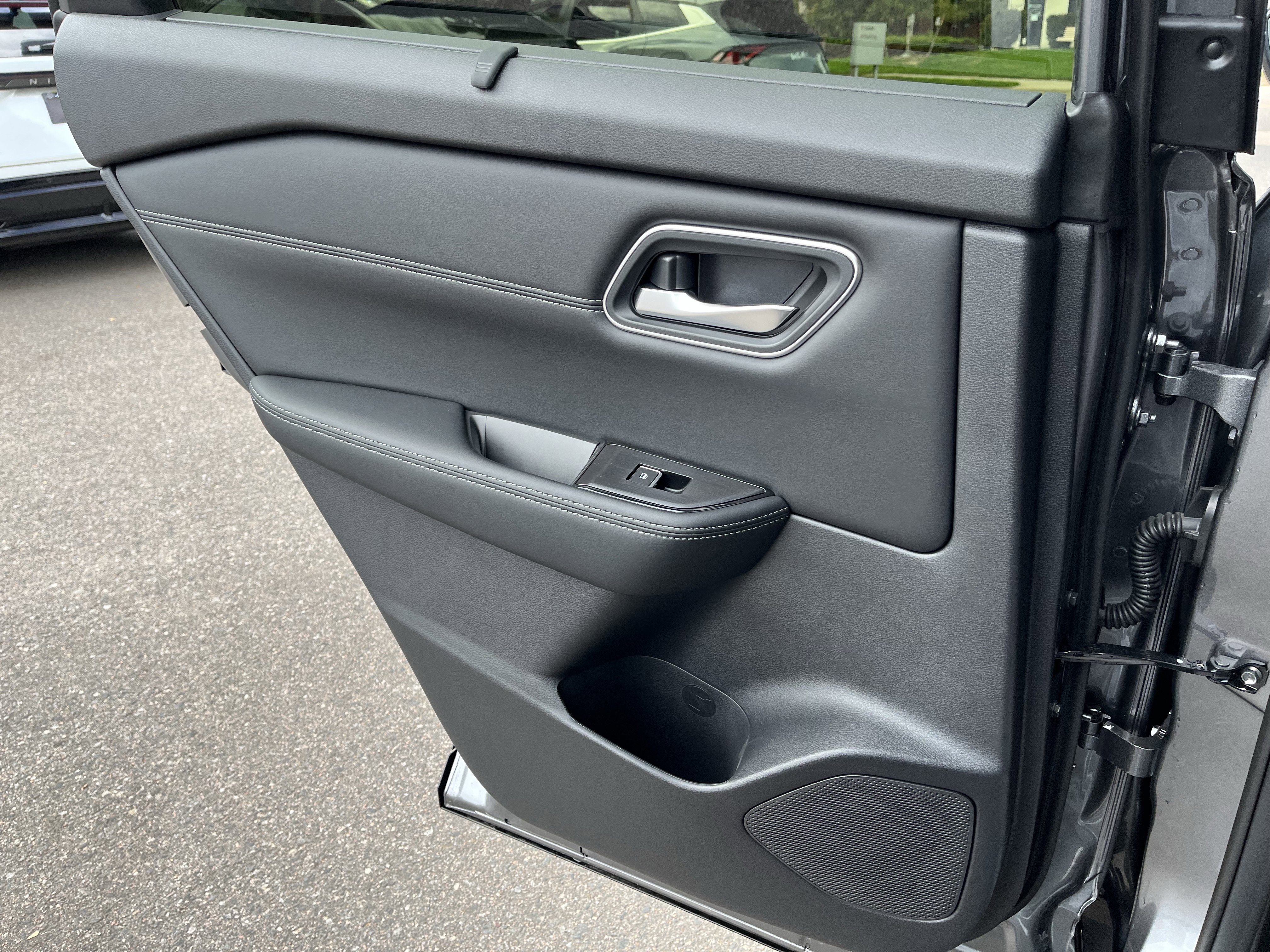 New 2026 Nissan Rogue Platinum image 26