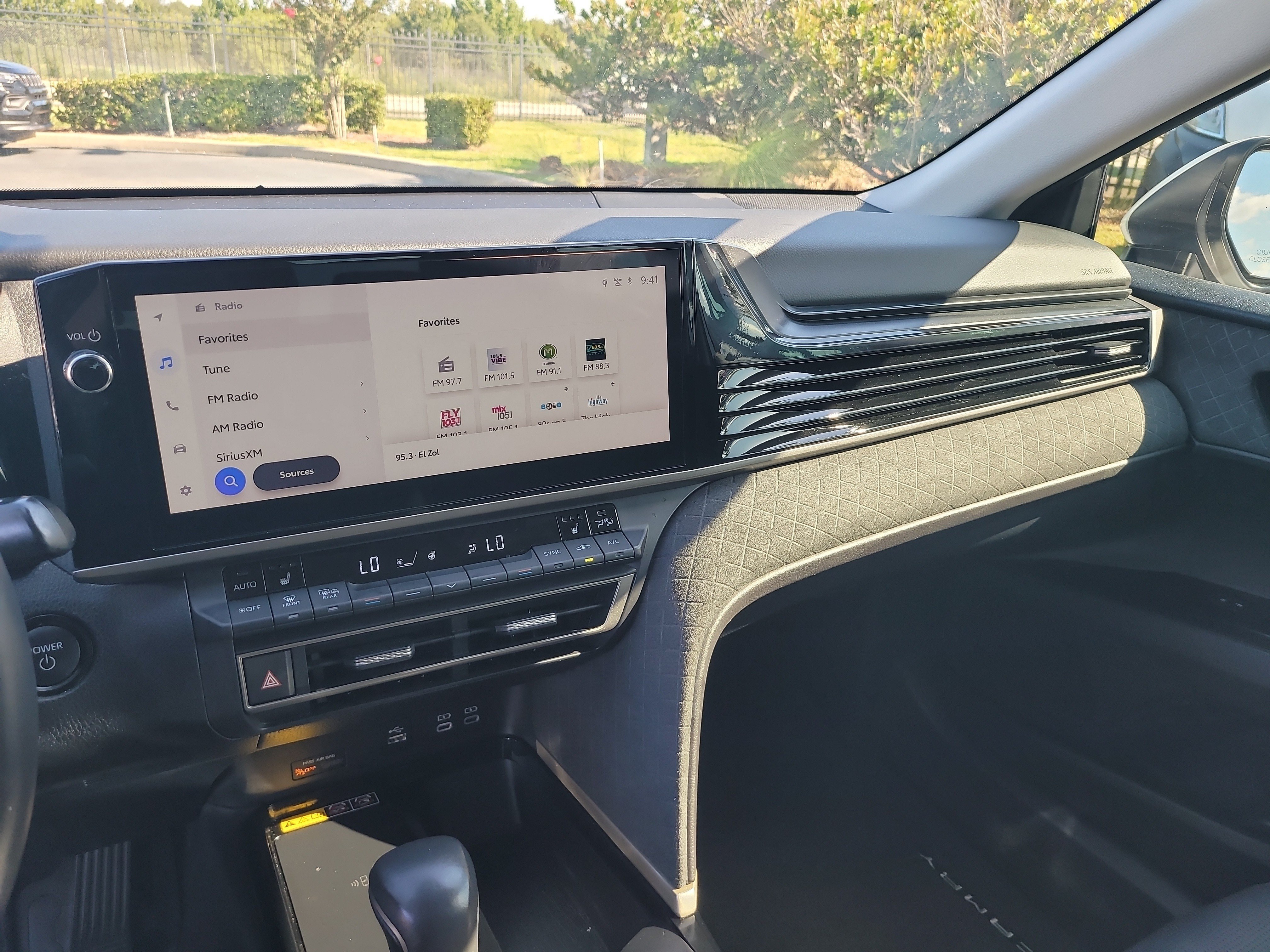 Used 2025 Toyota Camry XLE FWD image 20