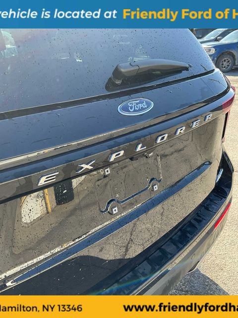 Used 2025 Ford Explorer Active w/ Active Comfort Package AWD/4WD image 15