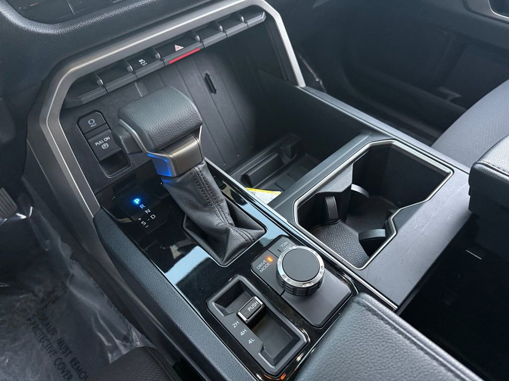 Used 2022 Toyota Tundra SR5 w/ SR5 Convenience Package image 23