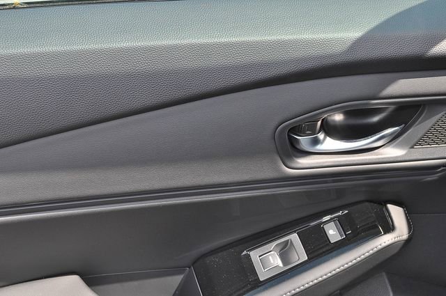 Used 2023 Honda Accord Touring image 19
