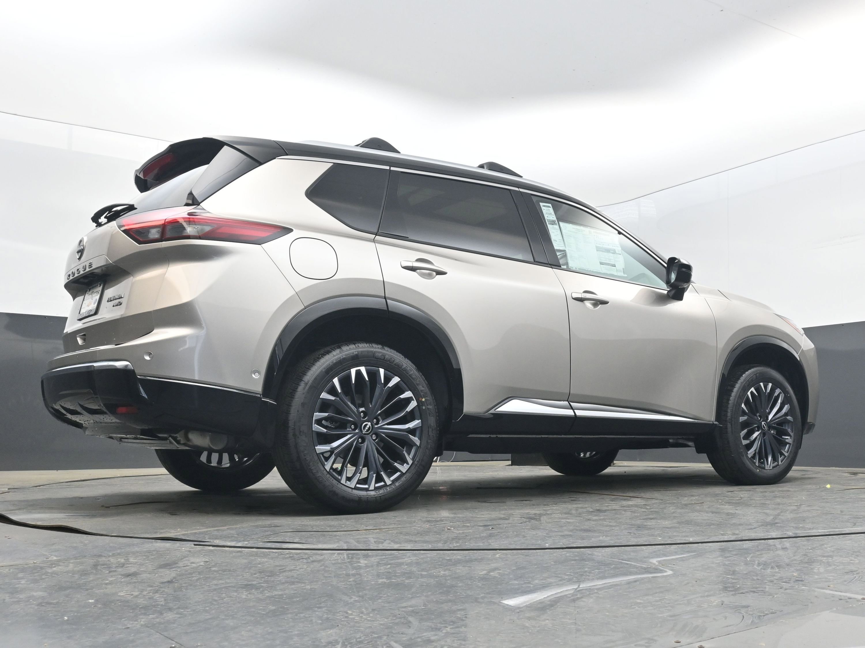 New 2026 Nissan Rogue Platinum image 30