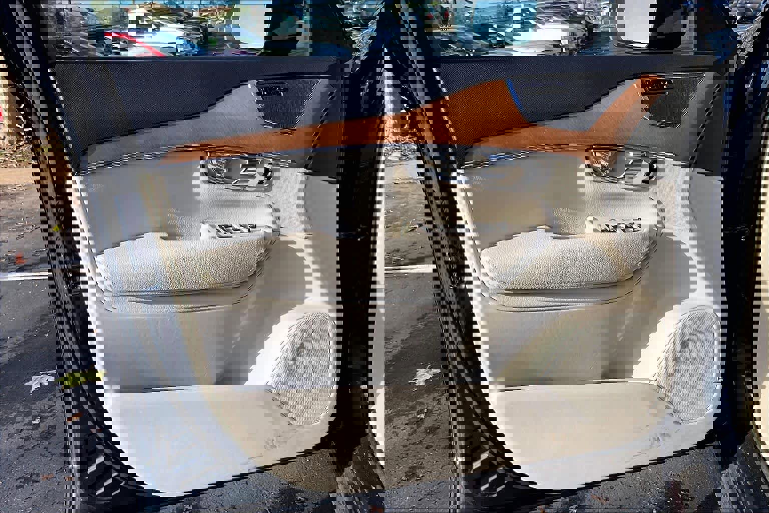 Used 2021 Volvo XC90 T5 Momentum w/ Protection Package Premier image 24